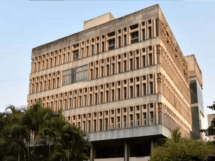 Kolhapur Bank Employees' Long-Term Tenure Raises Embezzlement Concerns