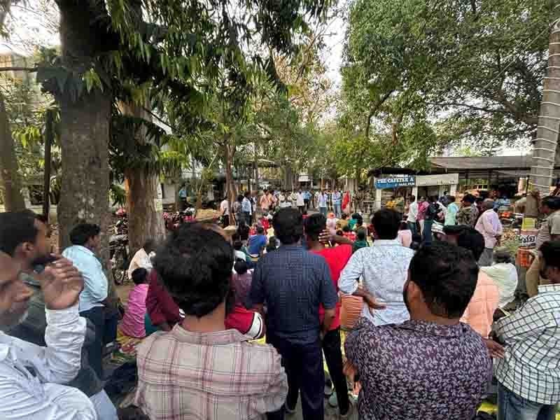CPI(M) Protests at Jamalpur BDO Office Over Voter List Inclusion