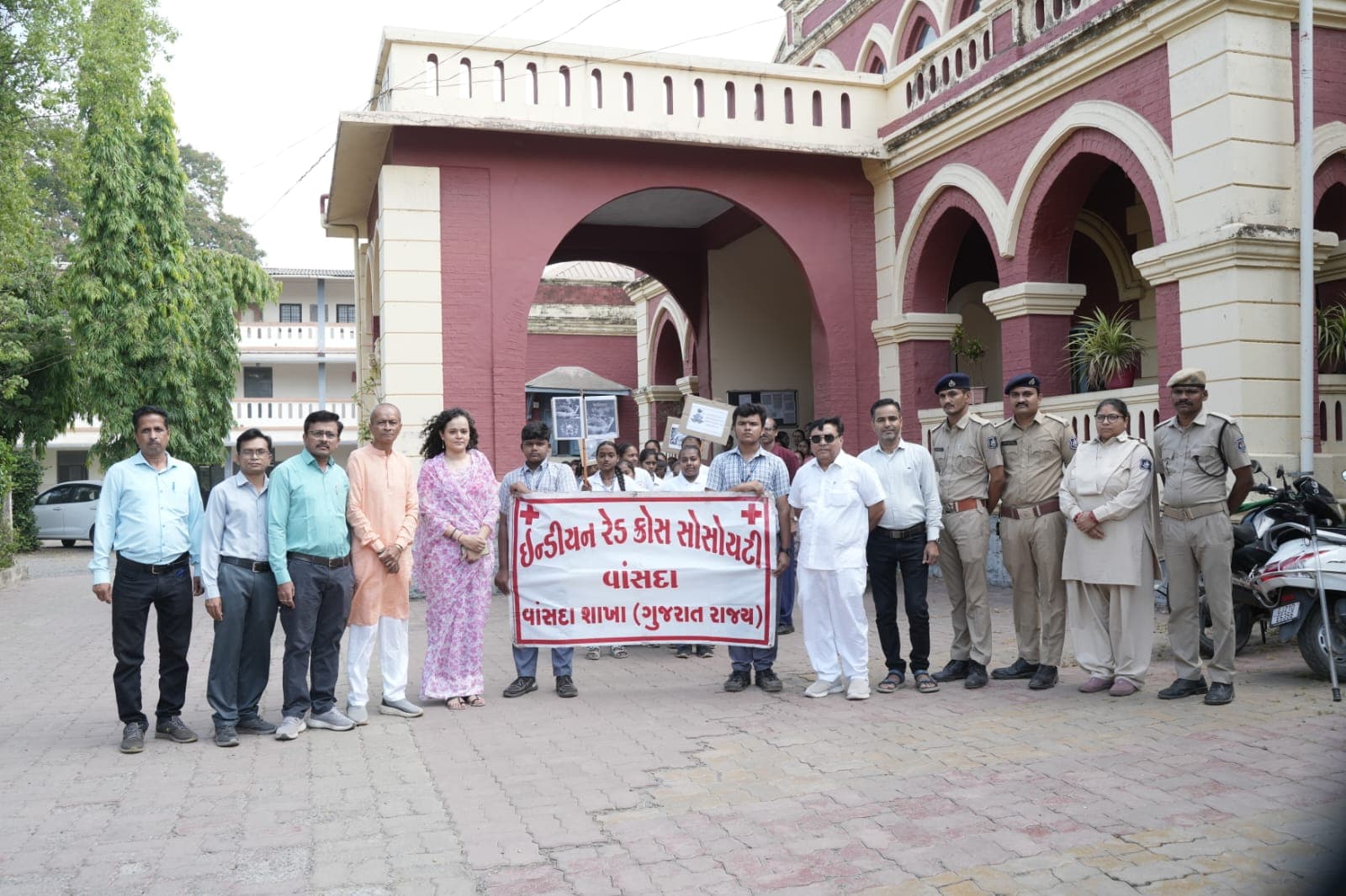 Indian Red Cross Organizes Environmental Awareness Rally in Vansda