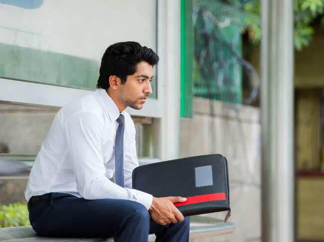 Struggling Tech Graduate Finds Support Online After Job Rejection