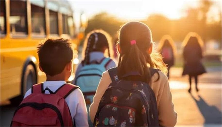 हिमाचल में सर्दियों की छुट्टियों के बाद स्कूल फिर से खुलेः सरकार ने पहले दिन से नियमित शैक्षणिक गतिविधियों के आदेश दिए