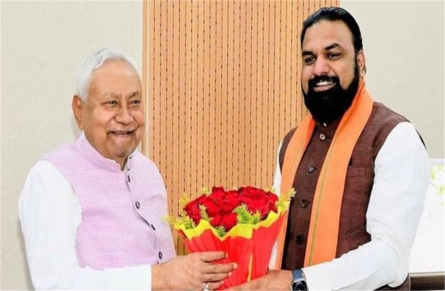 Nitish Era in Bihar Nearing End as CM Files Nomination for Rajya Sabha