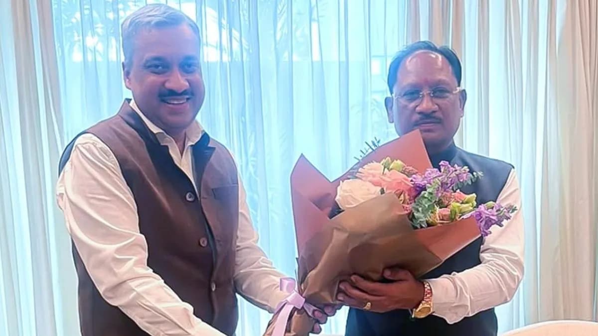 Chhattisgarh Chief Minister Explores Investment Opportunities in Singapore
