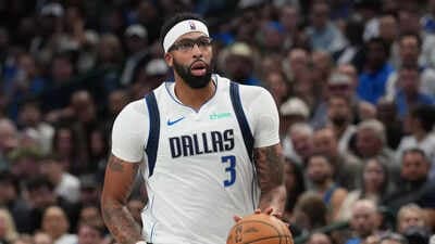 Anthony Davis Suffers Low-Grade Calf Strain, Expected to Miss at Least Two Games for Dallas Mavericks