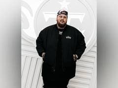 Jelly Roll Denies Infidelity Rumors in Concert Addressing Divorce from Wife Bunnie Xo