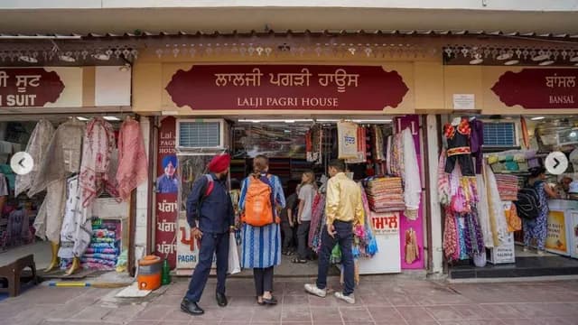 Punjab Government Cracks Down on Non-Compliant Signboards, Orders Enforced Display of Punjabi Language