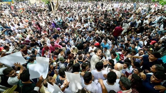 Indian Government Assures No Legal Action Against Student Protesters Over Paper Leaks