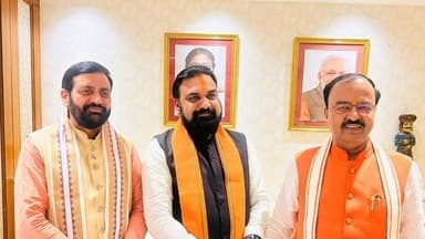 BJP's Photo Scandal Rocks Patna Politics Ahead of Bihar Chief Minister Appointment