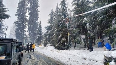 पश्चिमी विक्षोभ के कारण हिमाचल प्रदेश में बारिश और बर्फबारी हो रही है